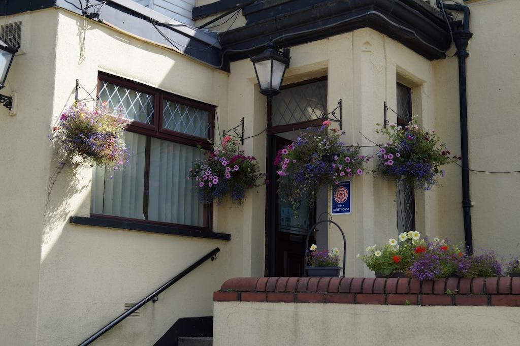 East Mount House Hotel Barrow-in-Furness Екстериор снимка