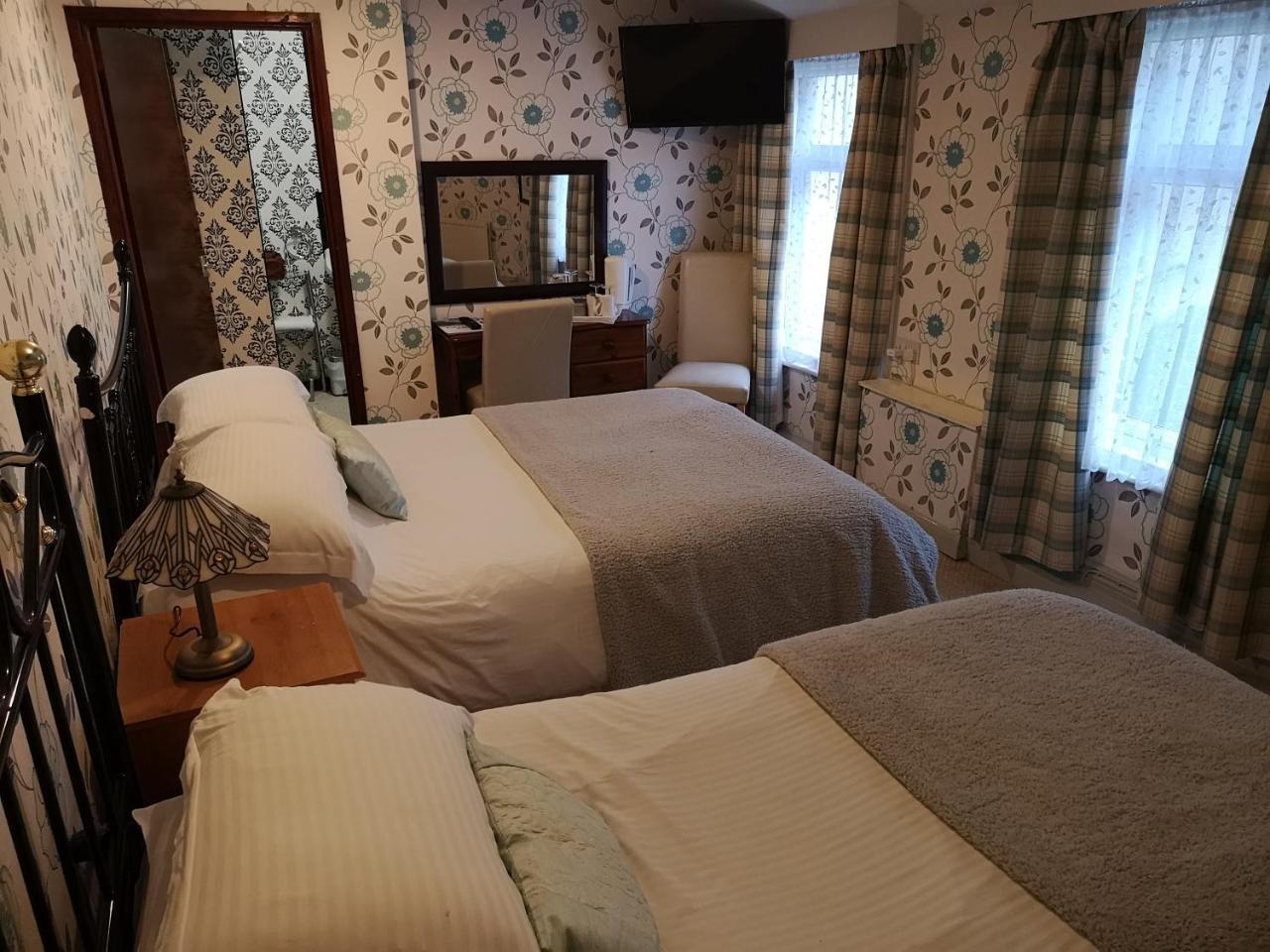 East Mount House Hotel Barrow-in-Furness Екстериор снимка